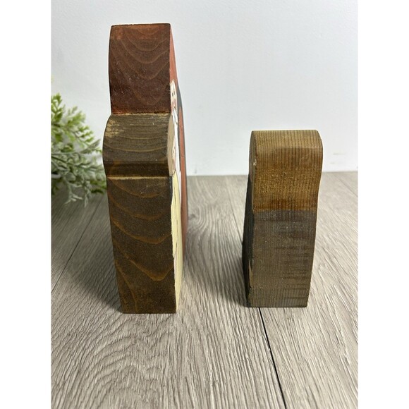 Vintage Handcrafted Wood Santa Claus & Child Figurine Folk Art Primitive 2 Pc - Picture 3 of 9